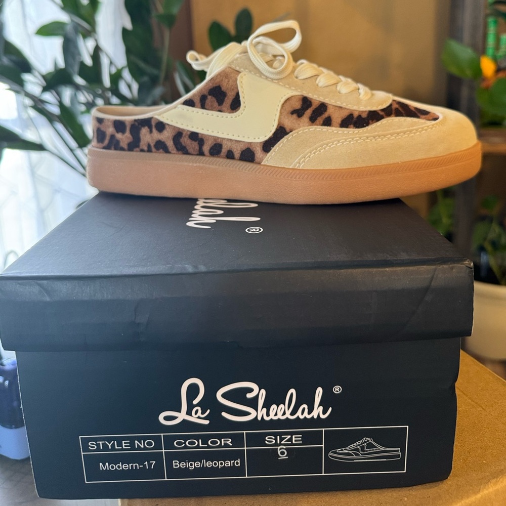 La Sheelah Beige and Leopard Sneakers